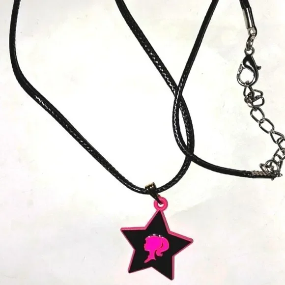 Beautiful barbie necklace for women and kids - Picture 4 of 4